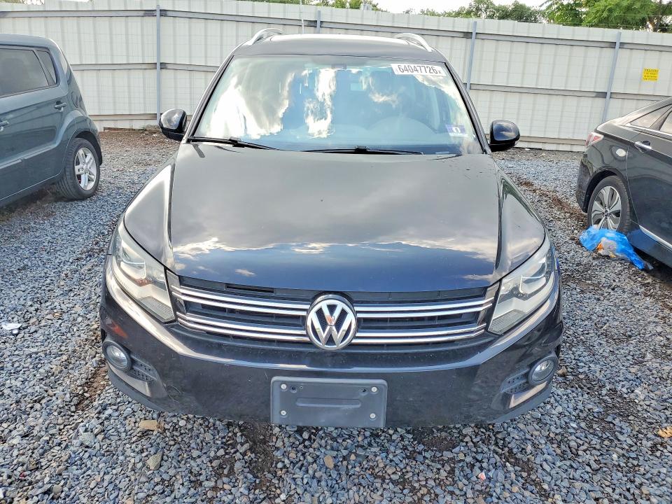 2016 Volkswagen Tiguan VIN WVGBV7AX6GW588262 COPART salvage auction — MINOR DENT/SCRATCHES, NJ - CERTIFICATE OF TITLE, sold $1,100 on 2026-08-14 (photo 5)