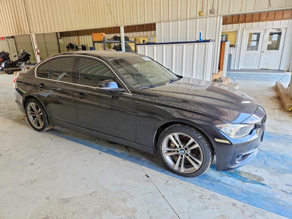 2015 BMW 3er VIN WBA3B9G50FNR93070 COPART salvage auction — REAR END, Ms - Certificate Of Title (P), sold $775 on 2026-08-19 (photo 4)