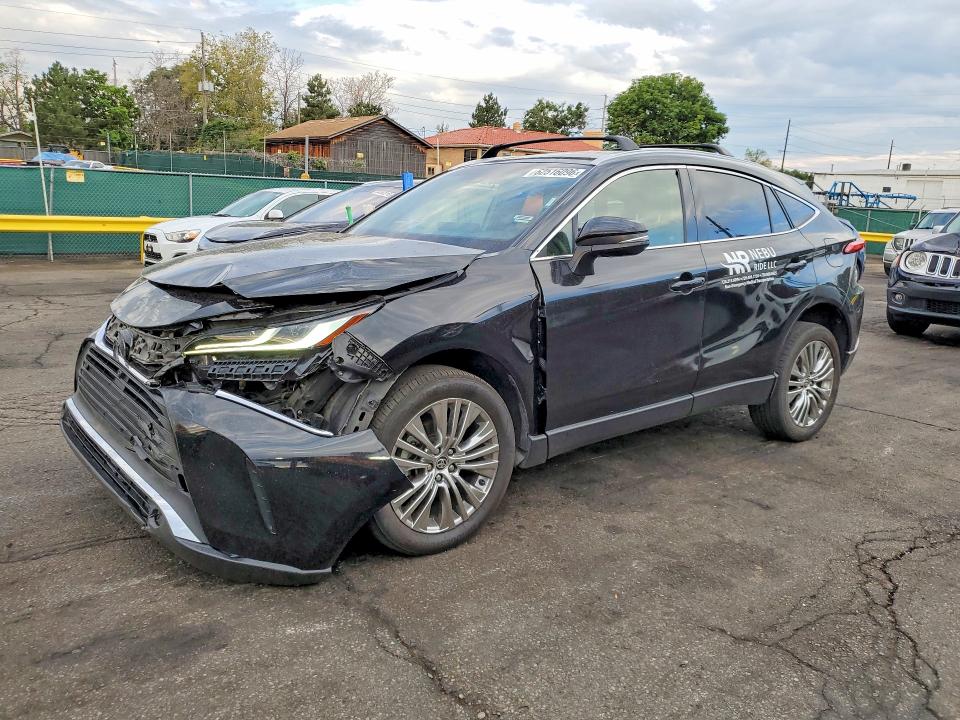 2021 Toyota Venza VIN JTEAAAAH8MJ022920 — COPART salvage auction photo