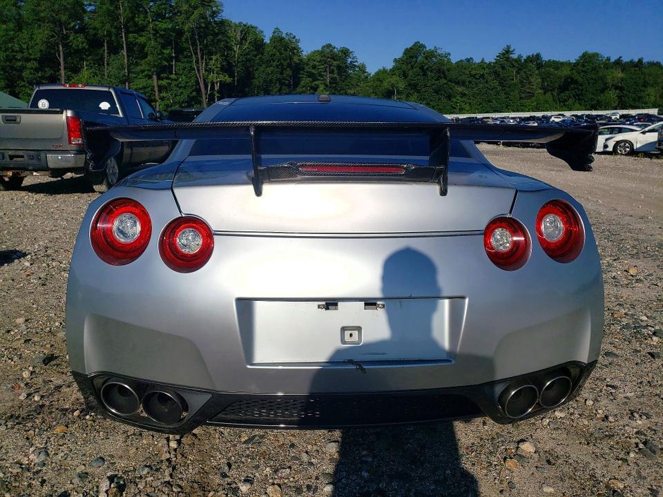 2012 Nissan Gt-r VIN JN1AR5EF3CM250952 COPART salvage auction — MECHANICAL, Salvage Title, sold $39,500 on 2026-08-12 (photo 6)