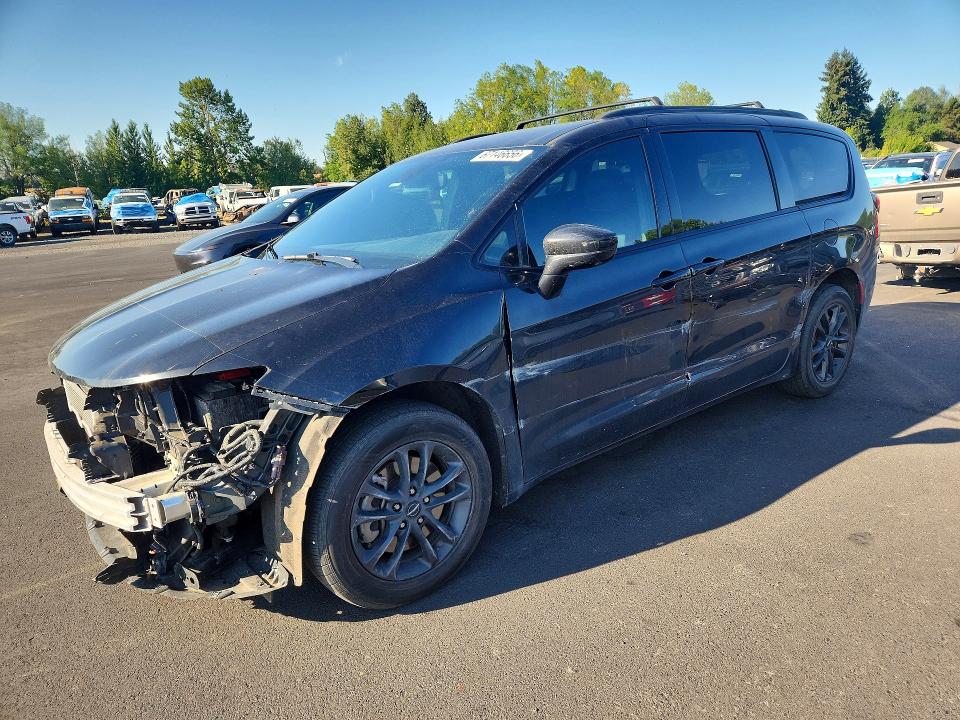 2020 Chrysler Pacifica VIN 2C4RC3BG0LR263674 COPART salvage auction — FRONT END, Or - Certificate Of Title, sold $4,050 on 2026-09-14 (photo 1)