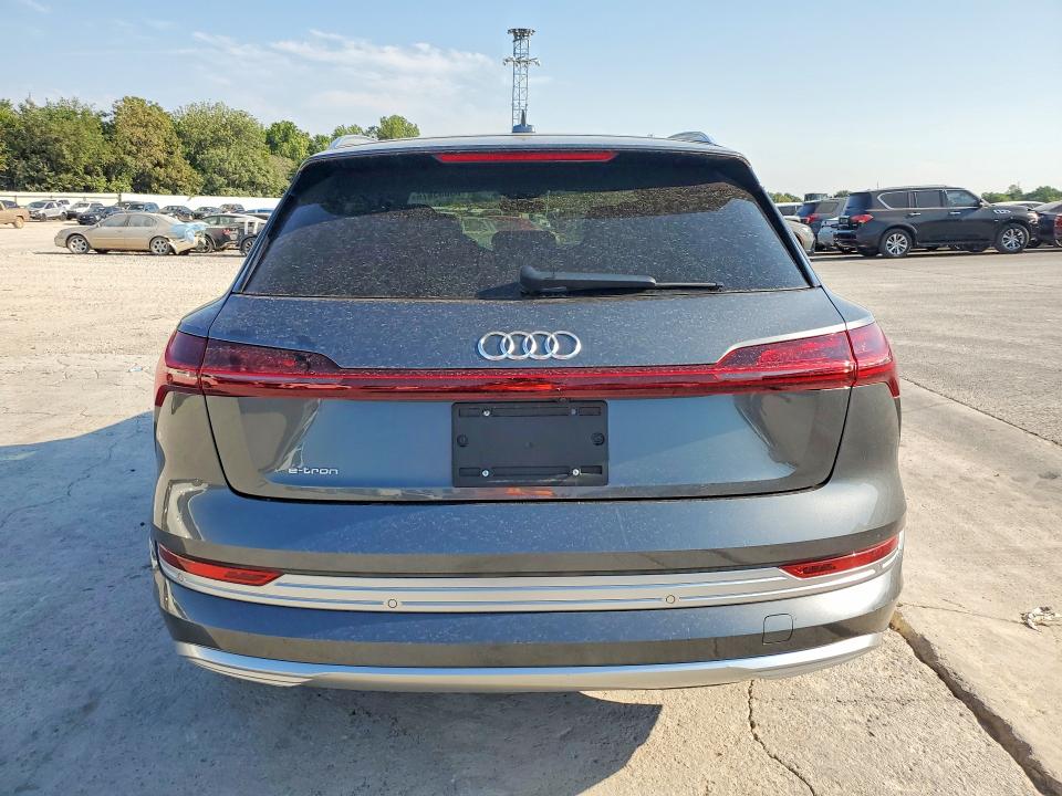 2019 Audi E-tron VIN WA1VAAGE3KB007357 COPART salvage auction — MINOR DENT/SCRATCHES, Salvage Title, sold $13,300 on 2026-08-18 (photo 6)
