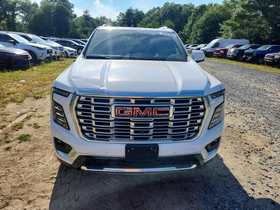 2025 Gmc Yukon xl VIN 1GKS2JRL8SR332311 COPART salvage auction — ALL OVER, CO - CERTIFICATE OF TITLE, sold $42,750 on 2026-09-02 (photo 5)