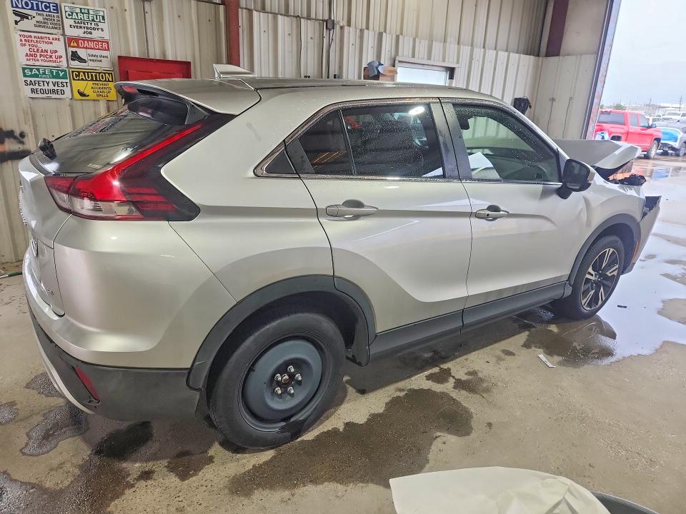 2026 Mitsubishi Eclipse cross VIN JA4ATWAA7TZ013716 COPART salvage auction — FRONT END, La - Certificate Of Title (P), sold $7,100 on 2026-08-26 (photo 3)