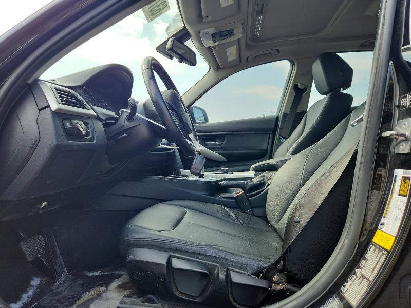 2014 BMW 3er VIN WBA3C3C51EF984001 COPART salvage auction — FRONT END, Wi - Certificate Of Title, sold $350 on 2026-08-18 (photo 7)