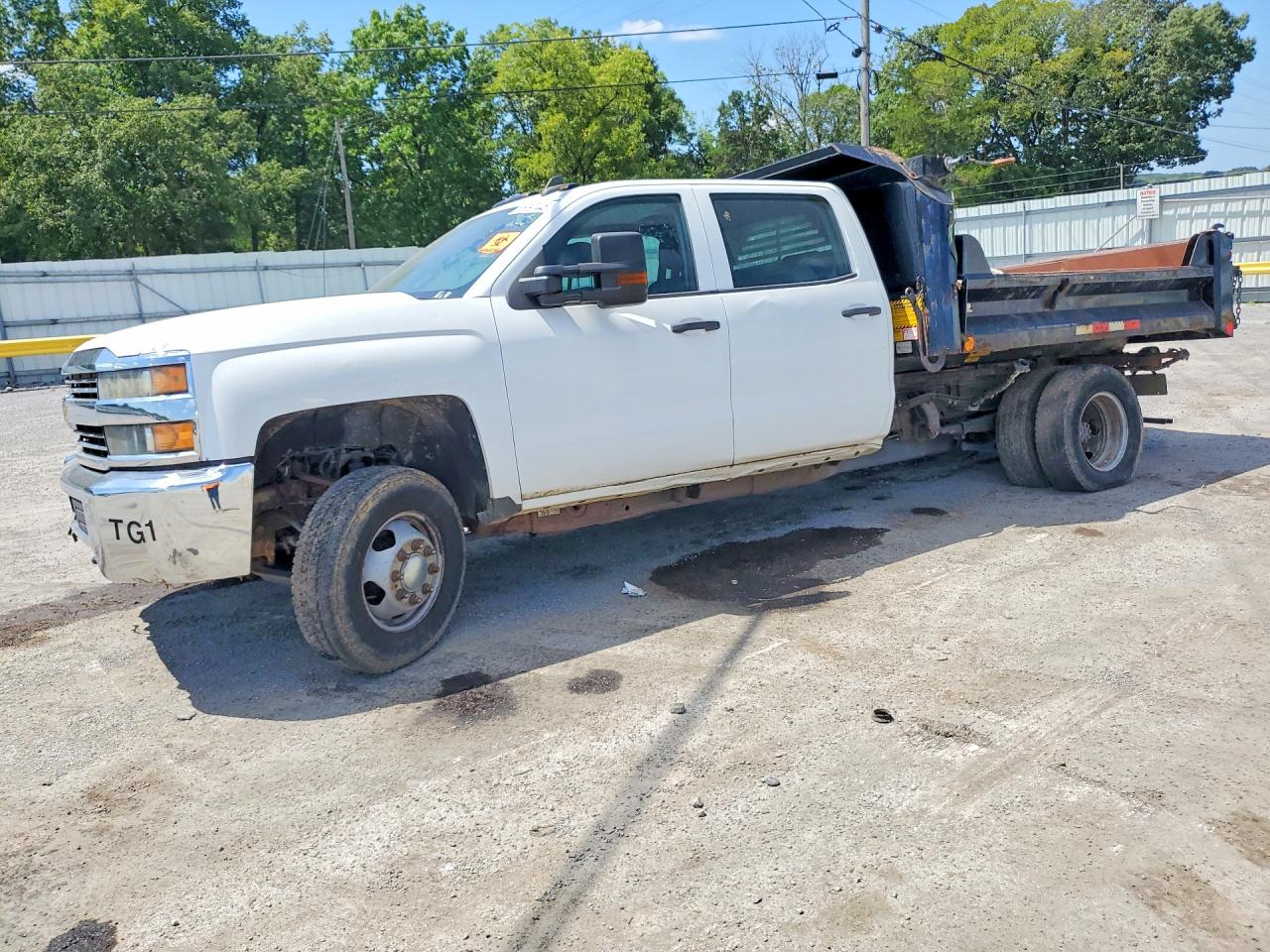2015 Chevrolet Silverado VIN 1GB4KYCG7FF650120 — COPART salvage auction photo
