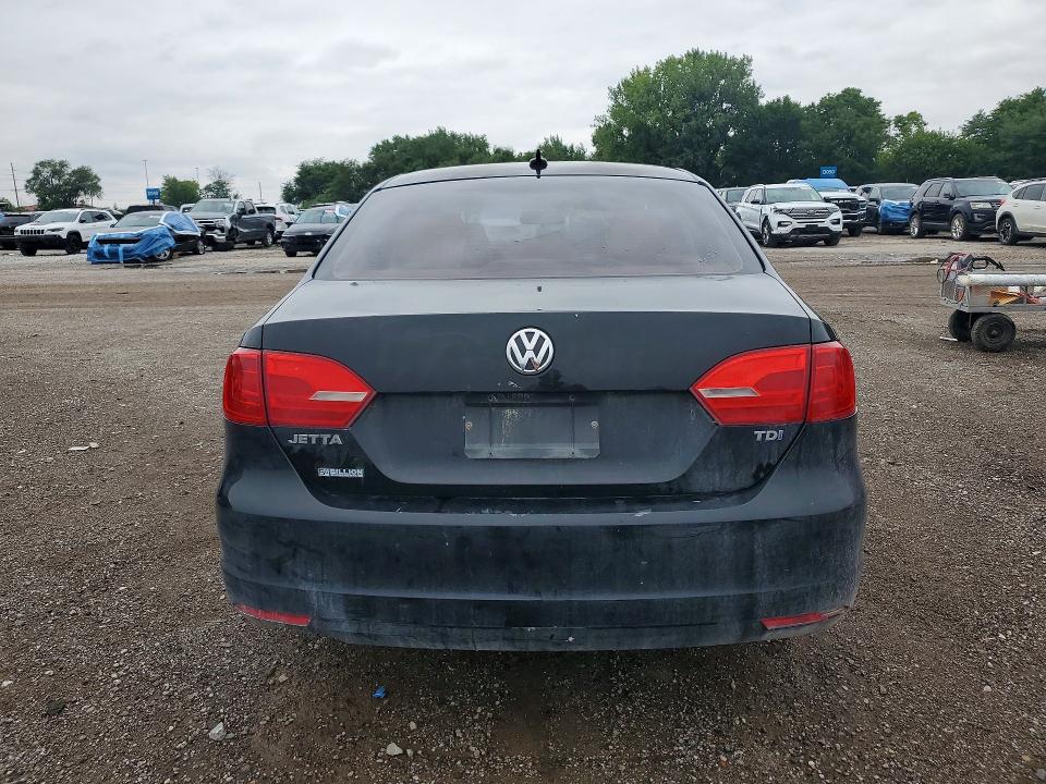2013 Volkswagen Jetta VIN 3VWLL7AJ1DM231235 COPART salvage auction — FRONT END, Ia - Cert Of Title-Salvage Title, sold $700 on 2026-09-06 (photo 6)