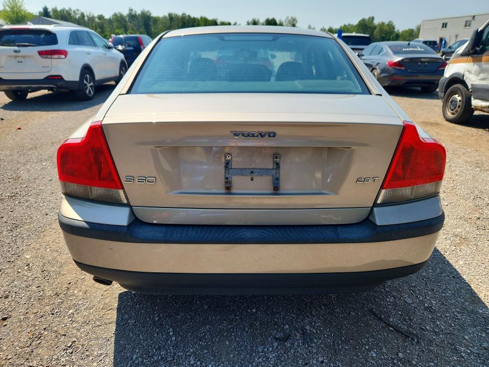 2004 Volvo S60 VIN YV1RS59V042337804 COPART salvage auction — SIDE, On - Permit No Brand - Unfit, sold $200 on 2026-08-13 (photo 6)