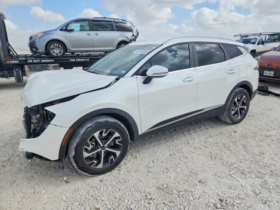 2025 Kia Sportage VIN KNDPVCDGXS7187136 — COPART salvage auction photo