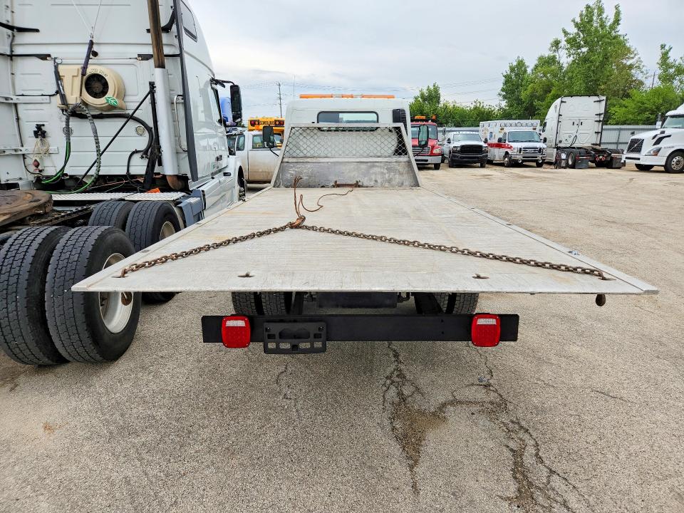 2017 Mitsubishi VIN JL6CRE1A1HK002371 COPART salvage auction — NORMAL WEAR, WI - CERTIFICATE OF TITLE, sold $16,000 on 2026-09-04 (photo 6)