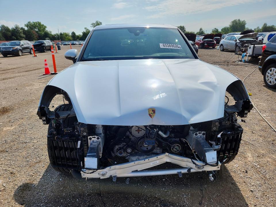 2024 Porsche Cayenne VIN WP1AA2AY1RDA10722 COPART salvage auction — FRONT END, Il - Salvage Certificate, sold $31,250 on 2026-10-06 (photo 5)