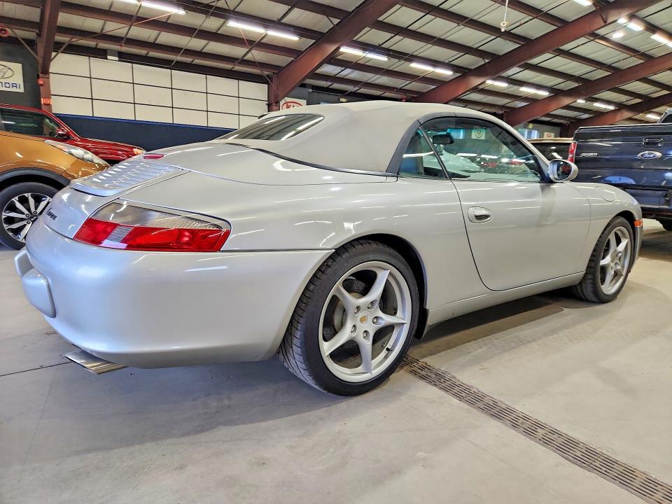 2003 Porsche 911 VIN WP0CA29933S650196 COPART salvage auction — MINOR DENT/SCRATCHES, Mt - Certificate Of Title (P), sold $18,000 on 2026-08-18 (photo 3)
