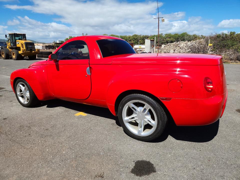 2003 Chevrolet Ssr VIN 1GCES14P33B102639 COPART salvage auction — NORMAL WEAR, HI - CERTIFICATE OF TITLE, sold $7,200 on 2026-09-04 (photo 2)