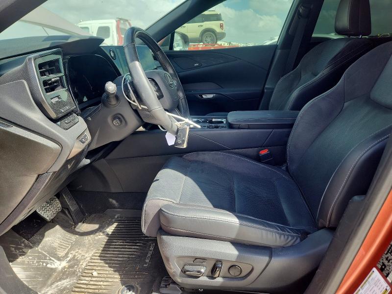 2023 Lexus Rx VIN 2T2BBMCA0PC013910 COPART salvage auction — REAR END, Tx - Salvage Vehicle Title, sold $29,750 on 2026-09-03 (photo 7)