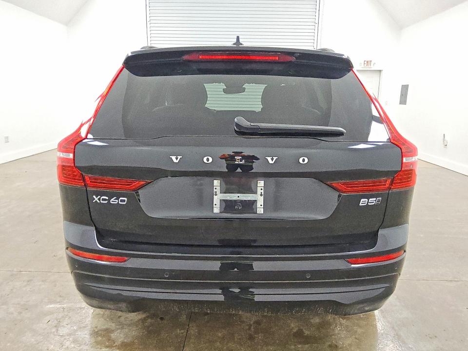 2022 Volvo Xc60 VIN YV4L12RK3N1052098 COPART salvage auction — MINOR DENT/SCRATCHES, NC - CERTIFICATE OF TITLE, sold $20,500 on 2026-08-13 (photo 6)