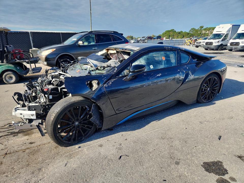 2019 BMW I8 VIN WBY2Z4C5XKVB81936 COPART salvage auction — WATER/FLOOD, FL - CERTIFICATE OF TITLE, sold $4,400 on 2026-09-15 (photo 1)