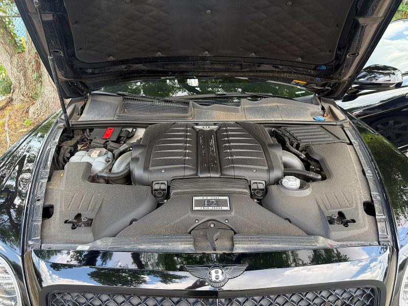 2017 Bentley Bentayga VIN SJAAC2ZV8HC014584 COPART salvage auction — NORMAL WEAR, MD - CERT OF SALVAGE > 75% DAMAGE (P), sold $10,200 on 2026-09-11 (photo 7)