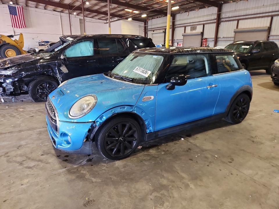 2017 Mini Cooper VIN WMWXP7C58H2A45424 COPART salvage auction — SIDE, Fl - Cert Of Title Slvg Rebuildable, sold $1,300 on 2026-08-19 (photo 1)