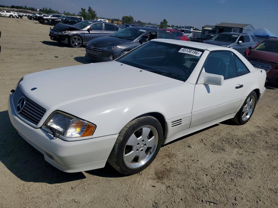 1995 Mercedes-benz Sl-klasse VIN WDBFA67E3SF123849 COPART salvage auction — MINOR DENT/SCRATCHES, Ca - Dis/Dlr/Exp Only Clean Title, sold $8,100 on 2026-08-18 (photo 1)