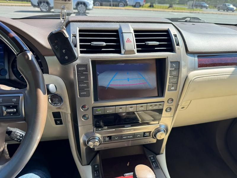 2014 Lexus Gx VIN JTJBM7FX6E5071849 COPART salvage auction — MINOR DENT/SCRATCHES, Mt - Certificate Of Title (P), sold $14,400 on 2026-08-24 (photo 9)