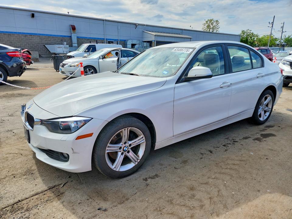 2013 BMW 3er VIN WBA3B5G51DNS02731 COPART salvage auction — FRONT END, Ct - Cert Of Title-Salvage, sold $750 on 2026-08-21 (photo 1)
