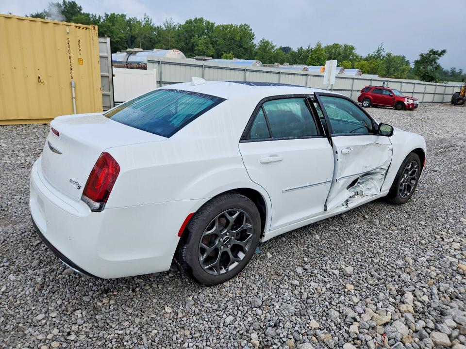 2015 Chrysler 300 VIN 2C3CCAGG1FH854095 COPART salvage auction — SIDE, Oh - Cert Of Title-Salvage, sold $7,100 on 2026-09-01 (photo 3)