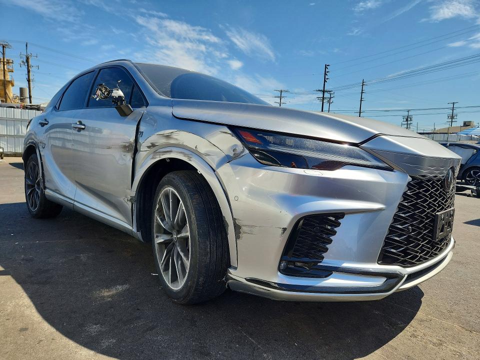 2024 Lexus Rx VIN 2T2BCMEA6RC010961 COPART salvage auction — FRONT END, CA - SALVAGE CERTIFICATE, sold $37,250 on 2026-09-16 (photo 4)