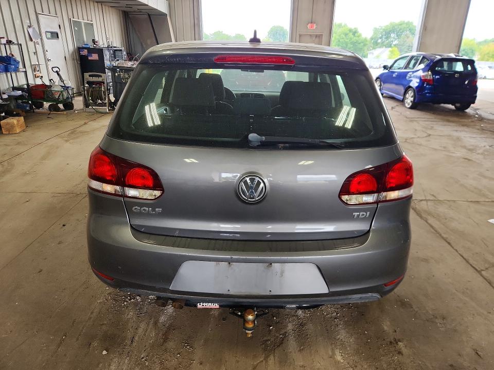 2013 Volkswagen Golf VIN WVWDM7AJ1DW019777 COPART salvage auction — MINOR DENT/SCRATCHES, WI - CERTIFICATE OF TITLE, sold $1,950 on 2026-08-10 (photo 6)