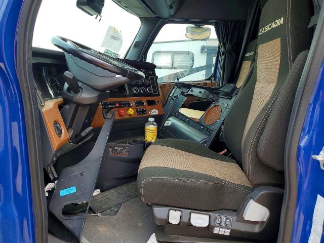 2024 Freightliner Cascadia VIN 3AKJHHDR8RSVB0685 COPART salvage auction — FRONT END, IN - CERTIFICATE OF TITLE (P), sold $26,500 on 2026-09-10 (photo 7)