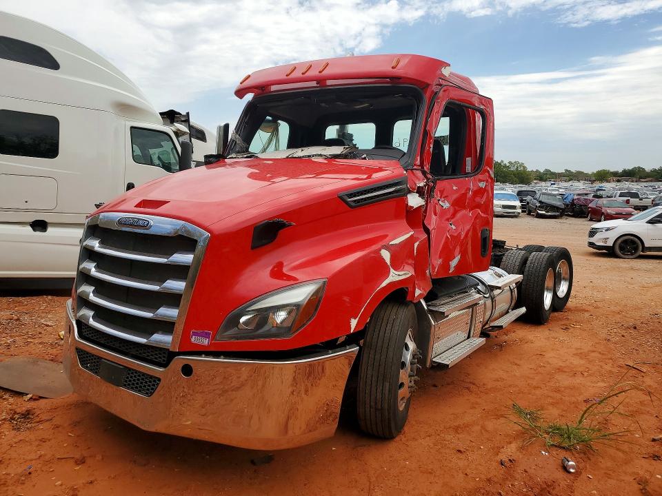 2024 Freightliner Cascadia 126 VIN 3AKJHLDR8RSVJ4548 — COPART salvage auction photo