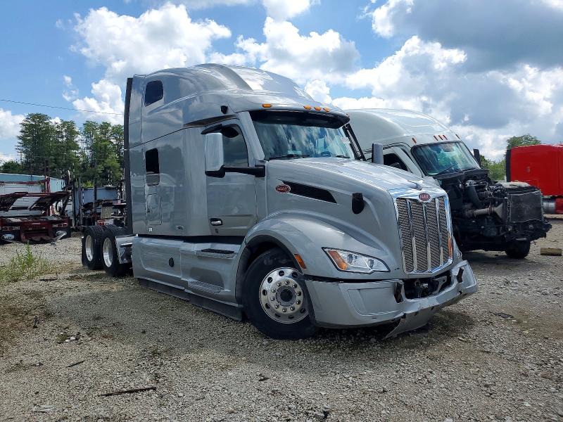 2024 Peterbilt 579 VIN 1XPBDP9X4RD643705 — COPART salvage auction photo