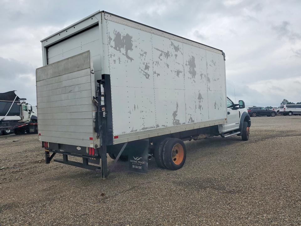 2017 Ford F-550 super duty VIN 1FDUF5GT5HEC58120 COPART salvage auction — ALL OVER, FL - CERTIFICATE OF TITLE, sold $7,100 on 2026-08-24 (photo 3)