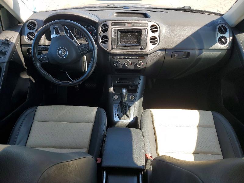2016 Volkswagen Tiguan VIN WVGAV7AX7GW586595 COPART salvage auction — MINOR DENT/SCRATCHES, TN - CERTIFICATE OF TITLE, sold $1,300 on 2026-08-10 (photo 8)