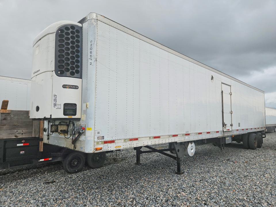 2016 Utility trailer VIN 1UYVS2483GM426149 COPART salvage auction — MINOR DENT/SCRATCHES, IL - CERTIFICATE OF TITLE (P), sold $1,800 on 2026-09-08 (photo 1)