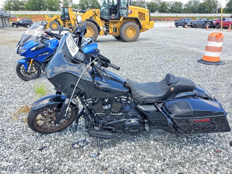 2023 Harley-davidson Fl VIN 1HD1KRP10PB659484 COPART salvage auction — ROLLOVER, SC - CERT OF TITLE-SALVAGE, sold $1,600 on 2026-09-05 (photo 3)