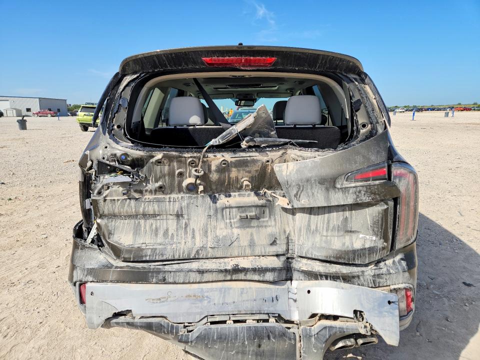 2023 Kia Telluride VIN 5XYP5DGC1PG334176 COPART salvage auction — REAR END, TX - SALVAGE VEHICLE TITLE, sold $8,400 on 2026-08-27 (photo 6)