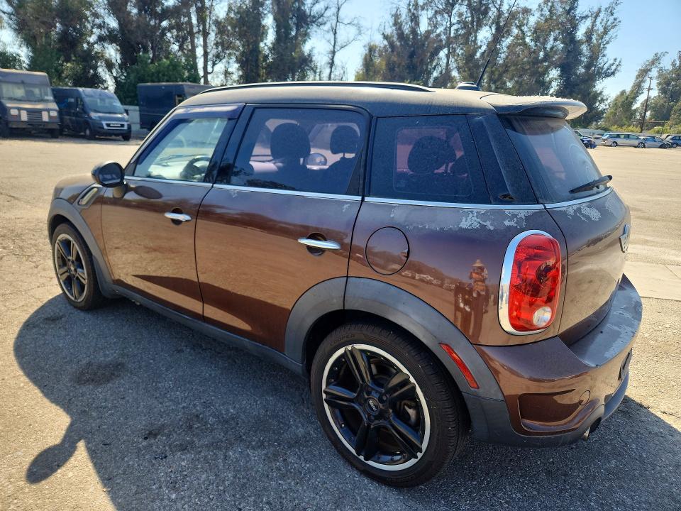 2013 Mini Cooper VIN WMWZC3C57DWP21231 COPART salvage auction — MINOR DENT/SCRATCHES, Ca - Dis/Dlr/Exp Only Clean Title, sold $925 on 2026-08-14 (photo 2)