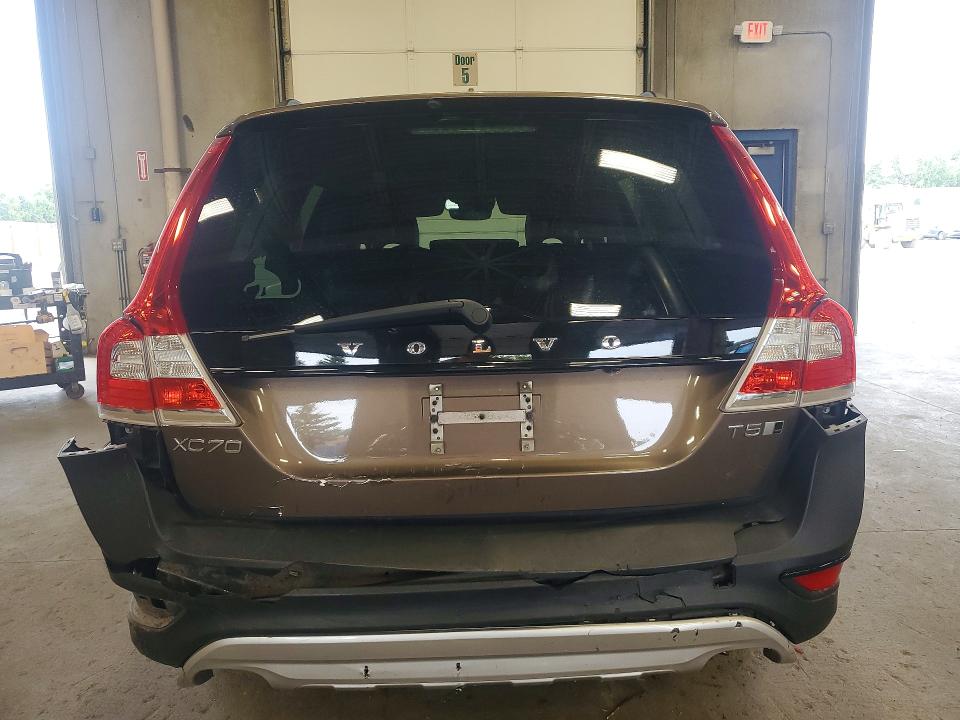 2016 Volvo Xc70 VIN YV4612NX8G1268014 COPART salvage auction — REAR END, Mn - Cert Of Title-Salvage, sold $6,500 on 2026-08-18 (photo 6)