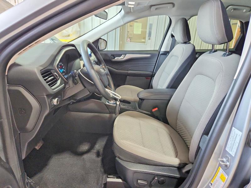 2021 Ford Escape VIN 1FMCU9BZ9MUA68339 COPART salvage auction — MINOR DENT/SCRATCHES, PA - CERT OF TITLE, sold $7,100 on 2026-08-25 (photo 7)