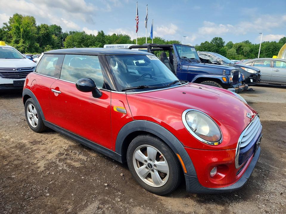 2015 Mini Cooper VIN WMWXM5C56FT974108 COPART salvage auction — MINOR DENT/SCRATCHES, Ct - Certificate Of Title (P), sold $2,950 on 2026-08-14 (photo 4)