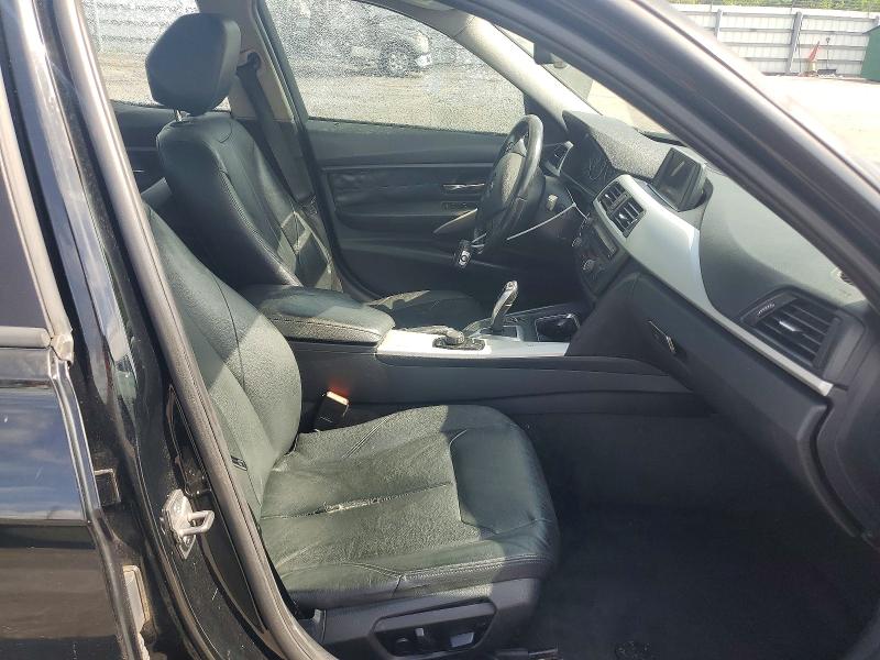 2013 BMW VIN WBA3B1C54DF461755 COPART salvage auction — SIDE, Fl - Cert Of Title Slvg Rebuildable, sold $400 on 2026-08-12 (photo 7)