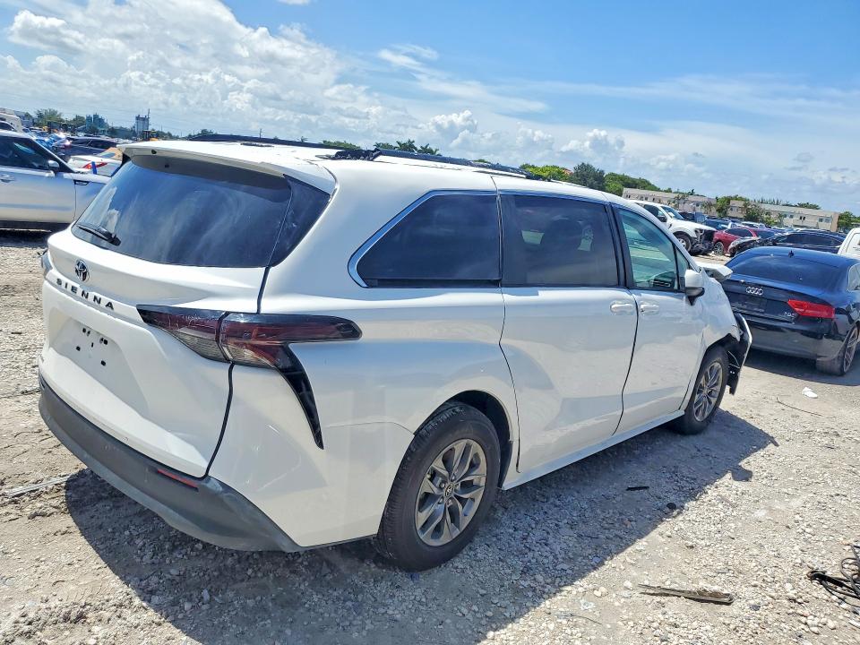 2026 Toyota Sienna VIN 5TDKSKFC7TS231527 COPART salvage auction — FRONT END, Nc - Salvage Certificate Of Title (P), sold $15,500 on 2026-08-21 (photo 3)