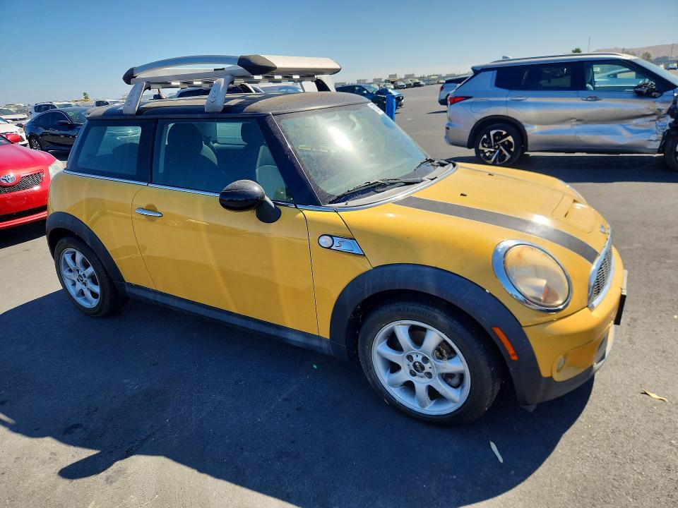 2007 Mini Cooper VIN WMWMF73597TT83278 COPART salvage auction — MECHANICAL, Ca - Dis/Dlr/Exp Only Clean Title, sold $200 on 2026-08-12 (photo 4)