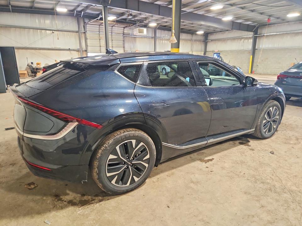 2024 Kia Ev6 VIN KNDC34LA9R5199159 COPART salvage auction — MECHANICAL, PA - CERT OF TITLE, sold $9,200 on 2026-08-17 (photo 3)