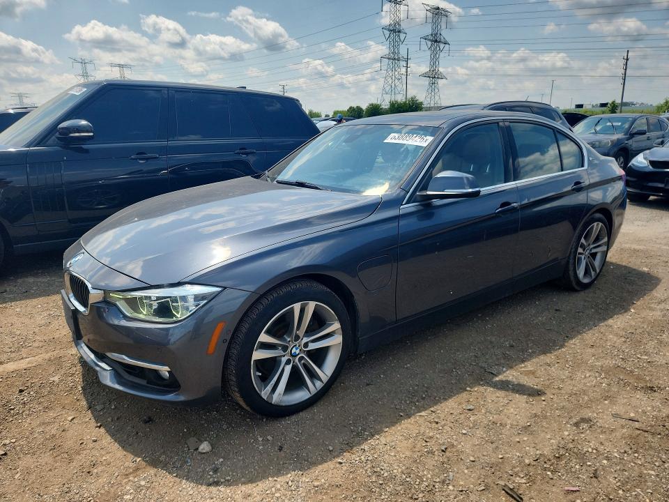 2016 BMW 3er VIN WBA8E1C52GK479535 COPART salvage auction — NORMAL WEAR, Va - Certificate Of Title (P), sold $4,500 on 2026-08-20 (photo 1)