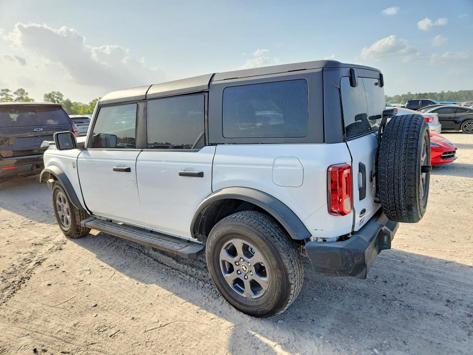 2024 Ford Bronco VIN 1FMDE7BH5RLB43208 COPART salvage auction — FRAME DAMAGE, Tx - Salvage Vehicle Title, sold $325 on 2026-09-22 (photo 2)