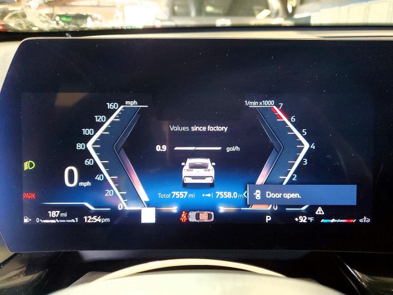 2026 BMW X2 VIN WBX63GM04T5402683 COPART salvage auction — MINOR DENT/SCRATCHES, NY - CERTIFICATE OF TITLE (P), sold $27,750 on 2026-08-20 (photo 9)