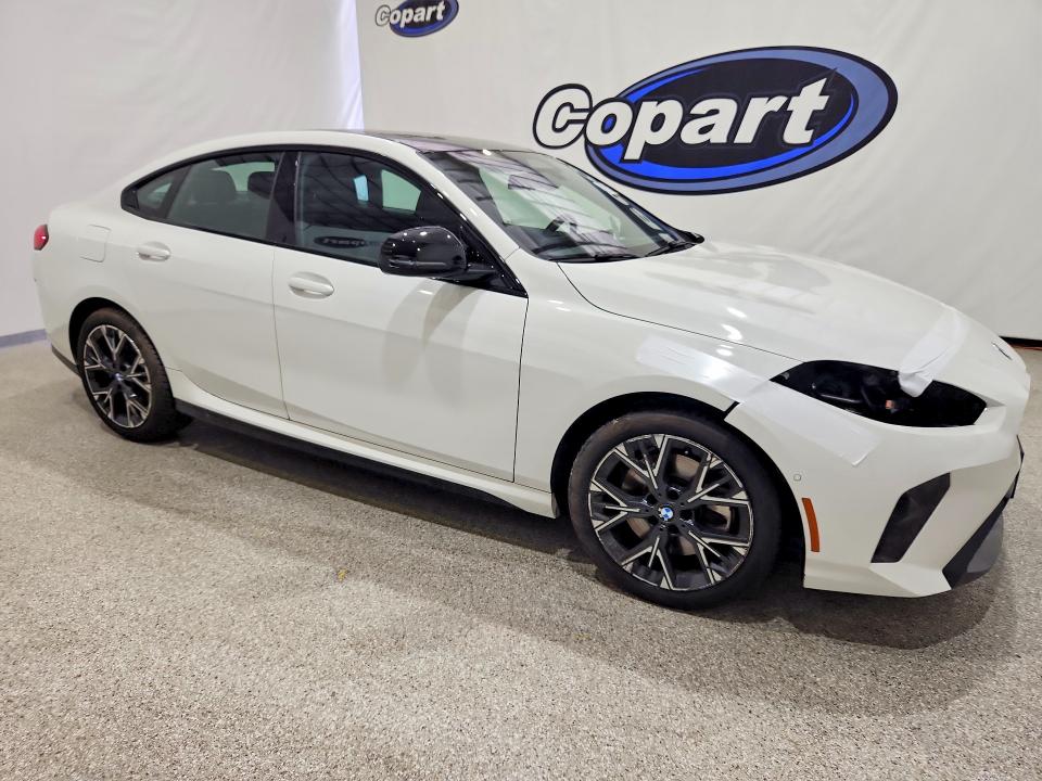 2026 BMW 2er VIN WBA83GG09T7T84216 COPART salvage auction — SIDE, Nv - Certificate Of Title, sold $10,000 on 2026-08-19 (photo 4)