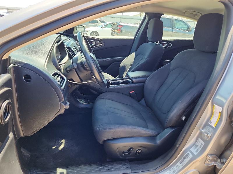 2015 Chrysler 200 VIN 1C3CCCAB3FN594086 COPART salvage auction — MINOR DENT/SCRATCHES, Tx - Cert Of Title-Reblt Slvg Flood, sold $1,475 on 2026-09-01 (photo 7)