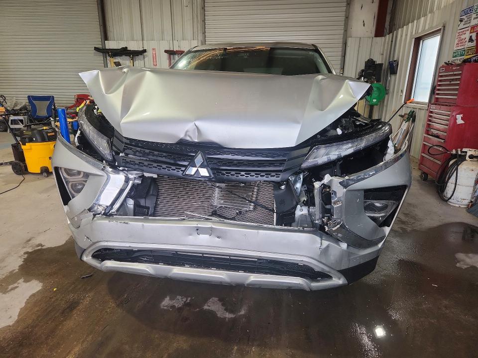 2026 Mitsubishi Eclipse cross VIN JA4ATWAA7TZ013716 COPART salvage auction — FRONT END, La - Certificate Of Title (P), sold $7,100 on 2026-08-26 (photo 5)